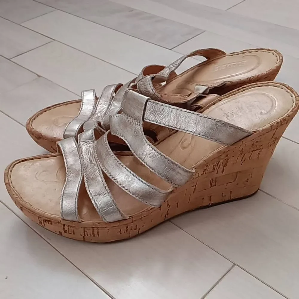 Born Women's Metallic Gold Leather Slip-On Cork Heel Wedge Sandals Size 8